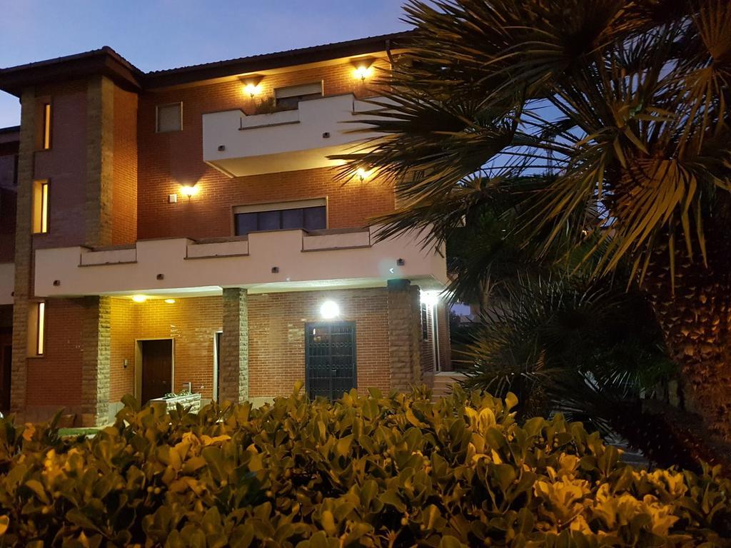 Myricae Rooms Affittacamere No Late Arrival Fiumicino Luaran gambar