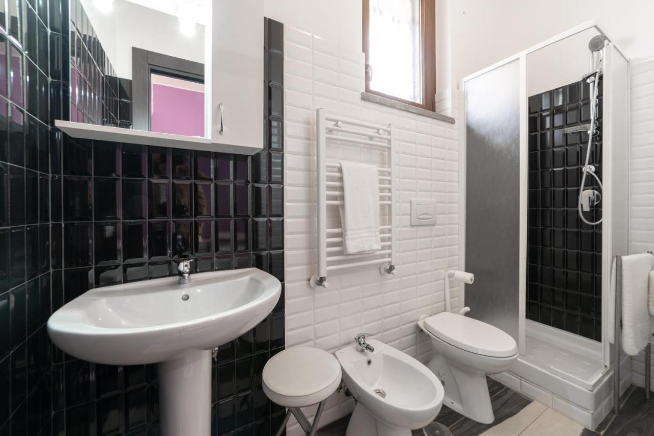 Myricae Rooms Affittacamere No Late Arrival Fiumicino Luaran gambar