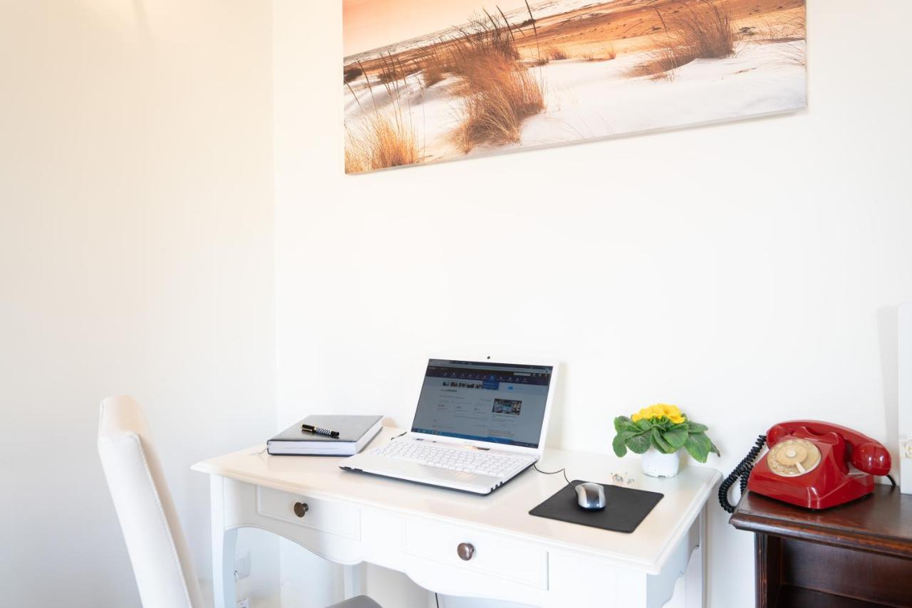 Myricae Rooms Affittacamere No Late Arrival Fiumicino Luaran gambar